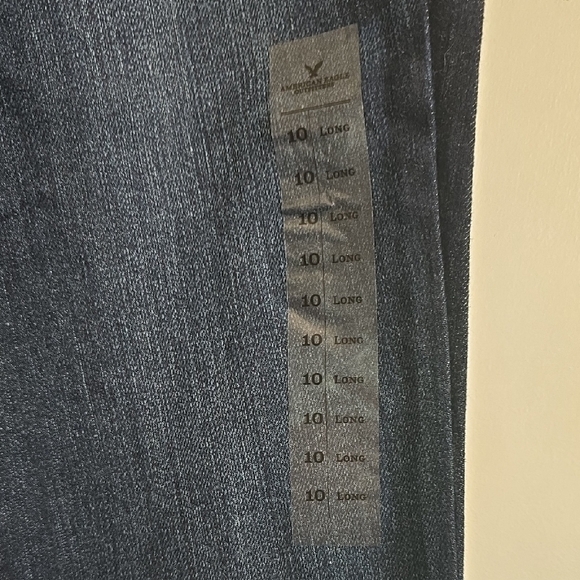 American Eagle Outfitters Women's Dark Blue High Rise Jeans - Picture 2 of 10